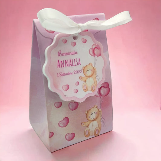 Calamita Personalizzata per Bomboniera Nascita o Battesimo da 24 pz (Orsetto Bimba 09) | Spedizione Gratuita