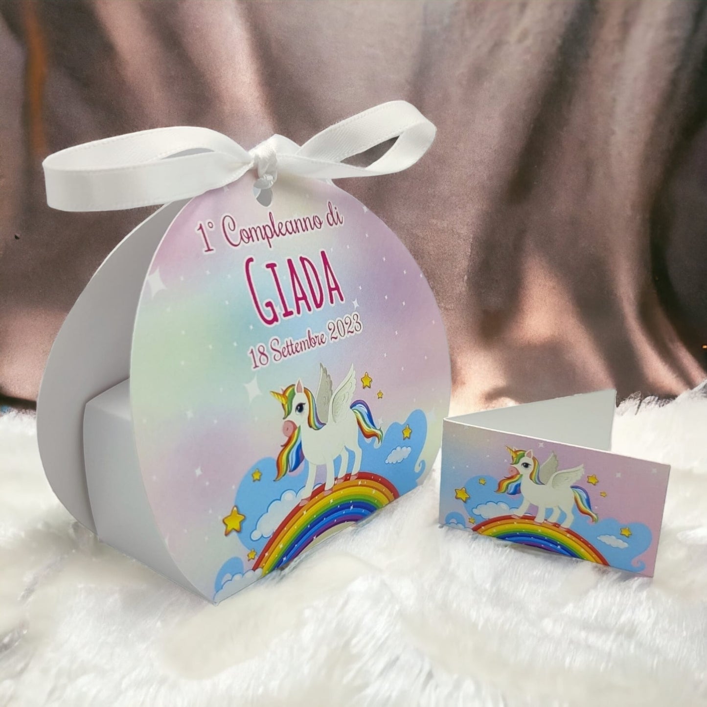 Pz 24+24 | Scatola Portaconfetti personalizzata con nome e data n. 24 scatole confetti + 24 Bigliettini Bomboniera, nastrino per chiusura incluso | Unicorno 39