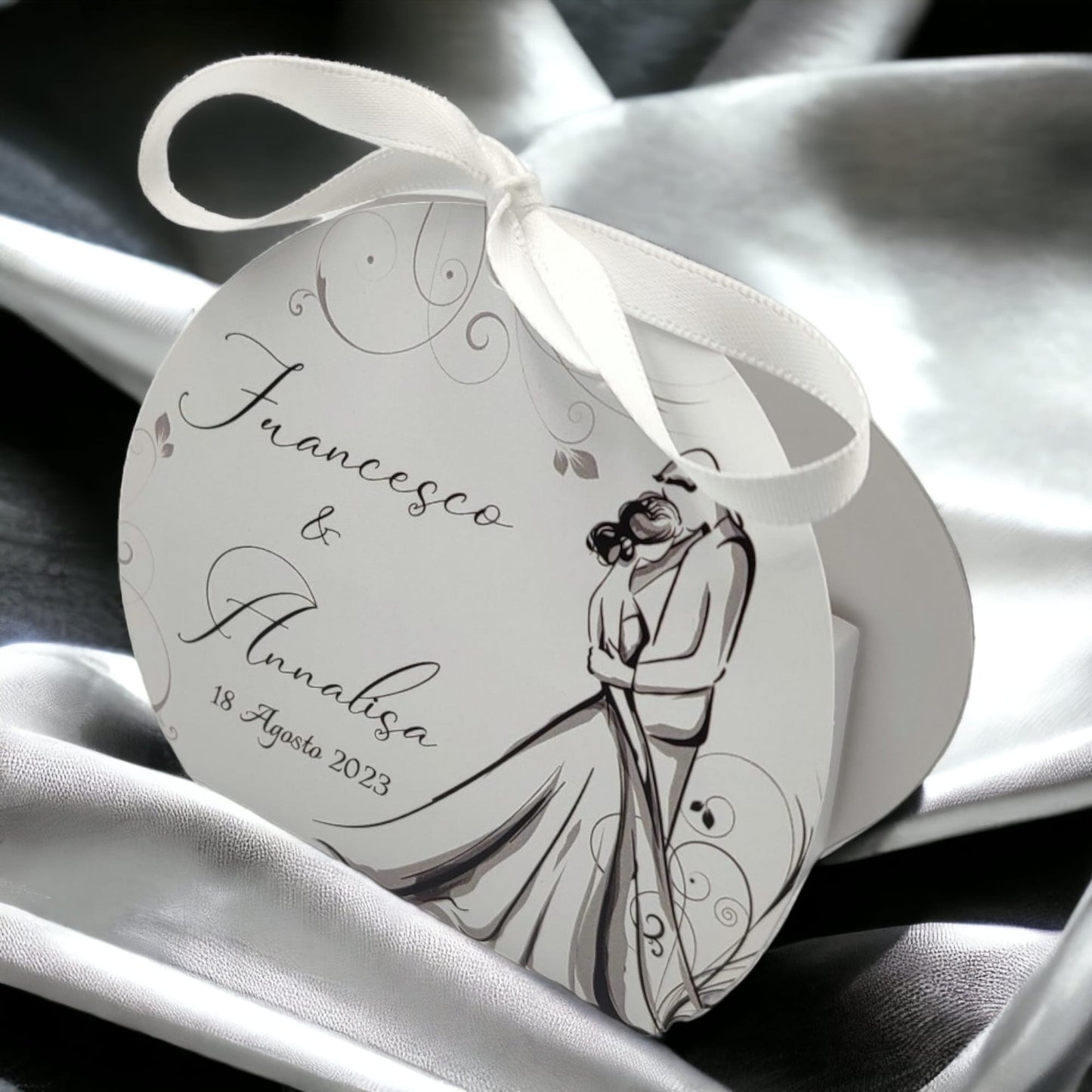 Pz 24+24 | Scatola Portaconfetti personalizzata con nome e data n. 24 scatole confetti + 24 Bigliettini Bomboniera, nastrino per chiusura incluso | Matrimonio 03