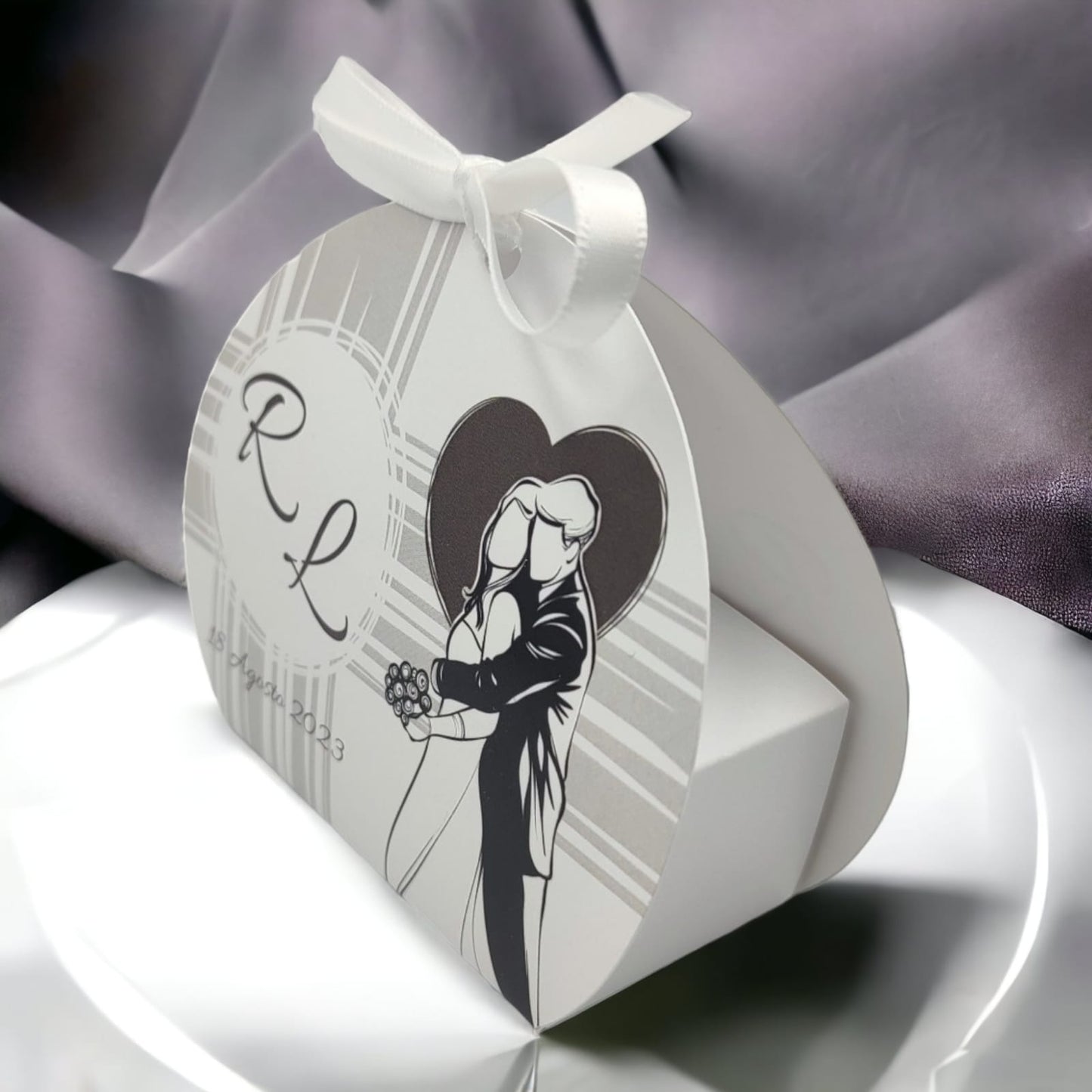 Pz 24+24 | Scatola Portaconfetti personalizzata con nome e data n. 24 scatole confetti + 24 Bigliettini Bomboniera, nastrino per chiusura incluso | Matrimonio 05