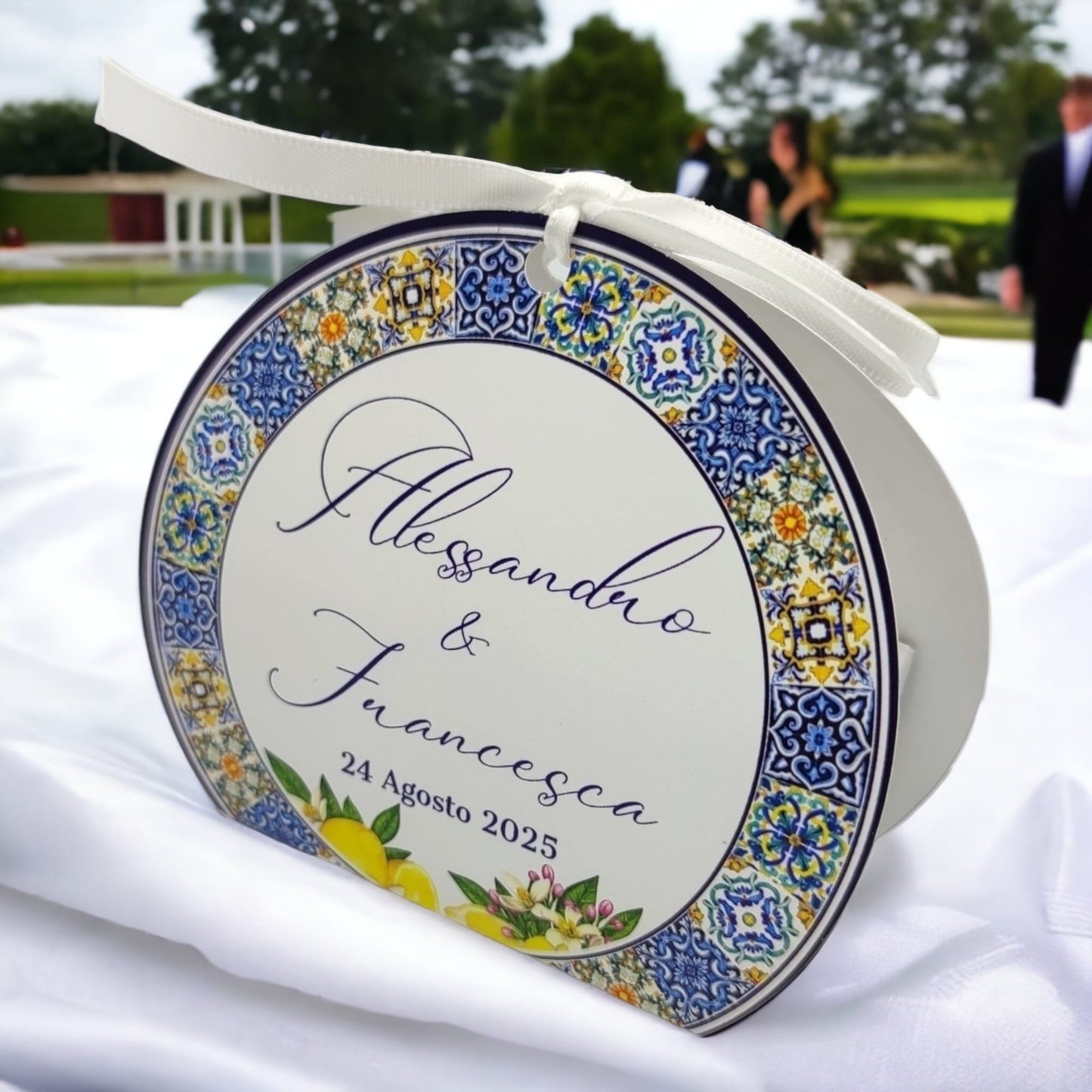 Pz 24+24 | Scatola Portaconfetti personalizzata con nome e data n. 24 scatole confetti + 24 Bigliettini Bomboniera, nastrino per chiusura incluso | Matrimonio 13
