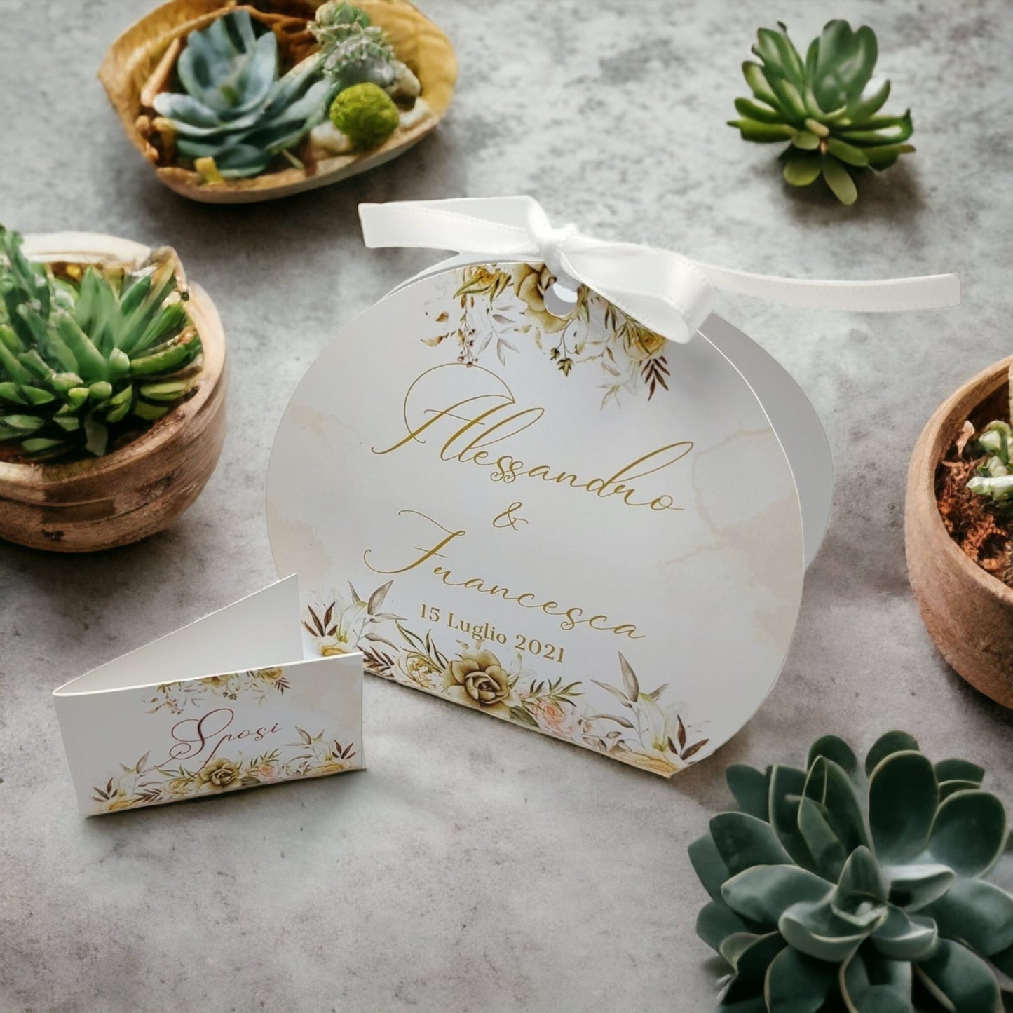 Pz 24+24 | Scatola Portaconfetti personalizzata con nome e data n. 24 scatole confetti + 24 Bigliettini Bomboniera, nastrino per chiusura incluso | Matrimonio 06