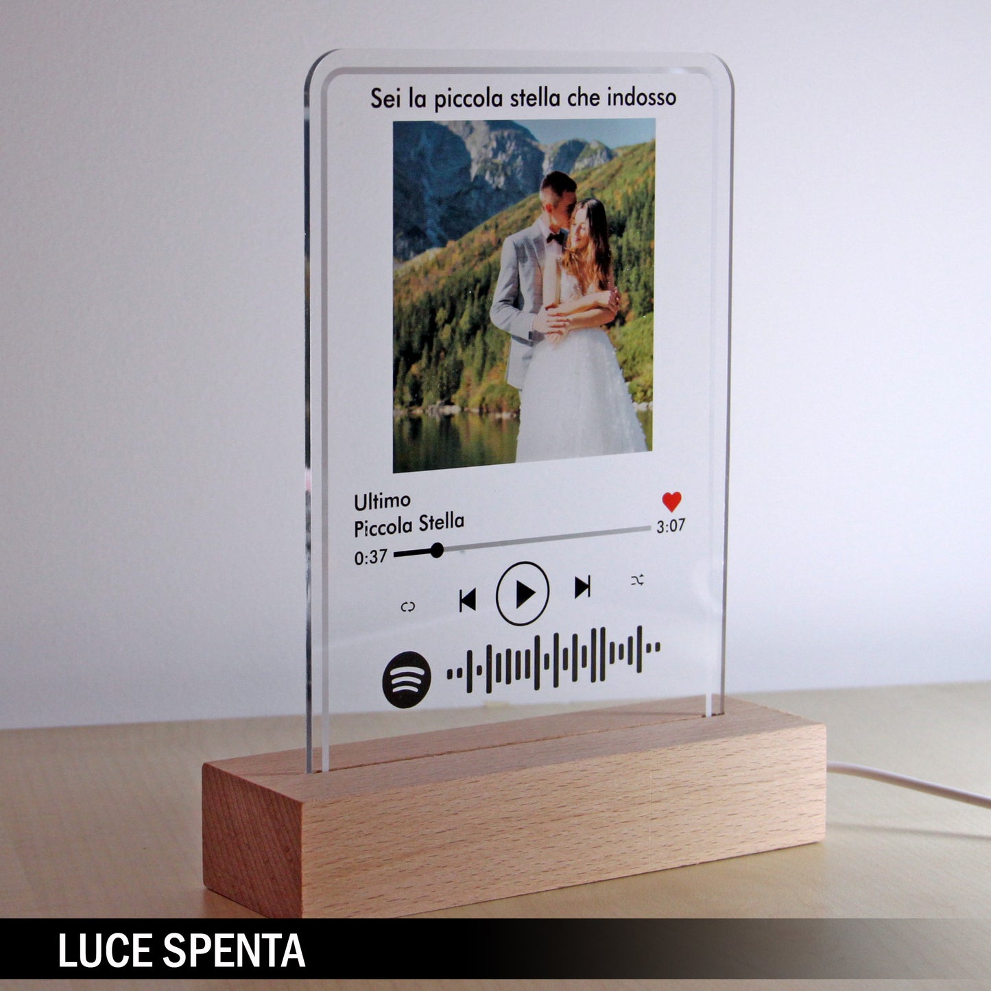 Lampada in plexiglass Personalizzata con foto e codice brano | SPEDIZIONE GRATUITA