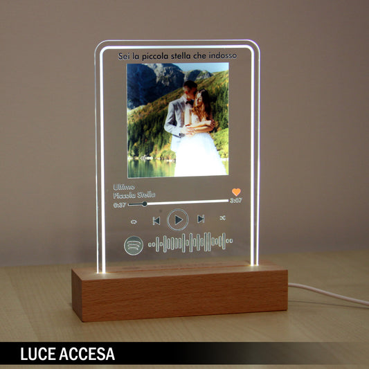 Lampada in plexiglass Personalizzata con foto e codice brano | SPEDIZIONE GRATUITA